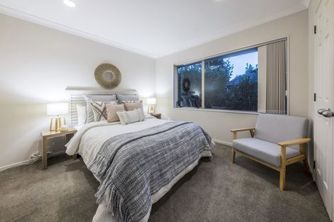 Photo of property in 6 Kilimanjaro Drive, Northpark, Auckland, 2013