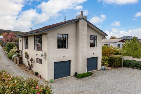 Photo of property in 65 Newcastle Street, Clyde, 9330