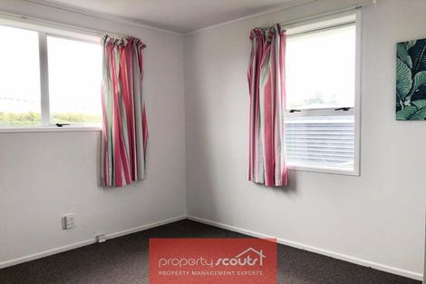Photo of property in 33 Camellia Avenue, Bell Block, New Plymouth, 4312