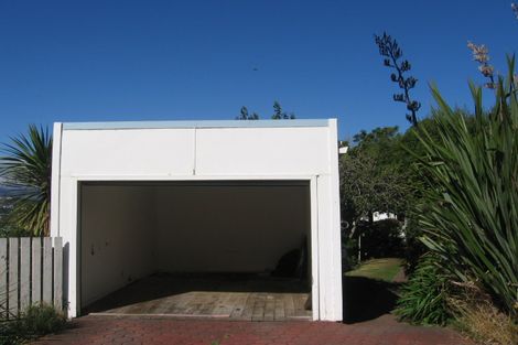 Photo of property in 32 Imperial Terrace, Melrose, Wellington, 6022