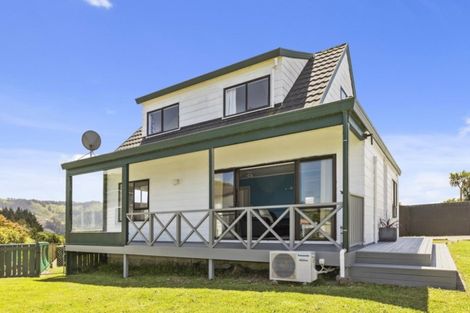 Photo of property in 16a Jasmine Grove, Maungaraki, Lower Hutt, 5010