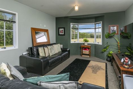 Photo of property in 33 Cable Road, Waimauku, 0881