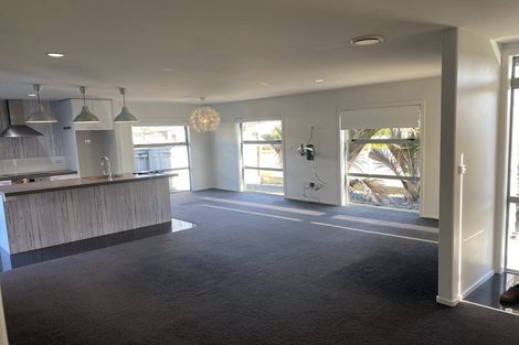 Photo of property in 9 Delta Close, Pyes Pa, Tauranga, 3112