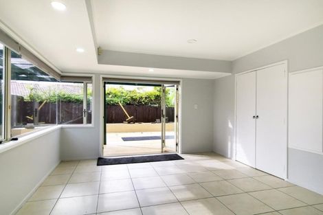Photo of property in 38 Luton Avenue, Sunnyhills, Auckland, 2010