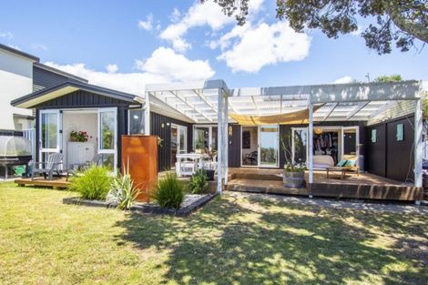 Photo of property in 1021a Papamoa Beach Road, Papamoa Beach, Papamoa, 3118