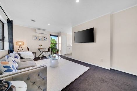 Photo of property in 3/64 Weymouth Road, Manurewa, Auckland, 2102