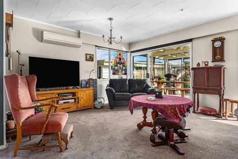 Photo of property in 17 Kirk Crescent, Kawerau, 3127