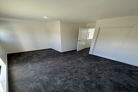 Photo of property in 4d Hepburn Road, Glendene, Auckland, 0602