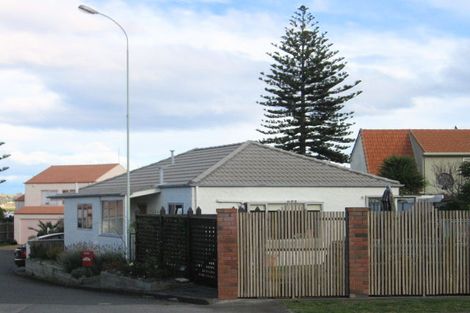 Photo of property in 15/182 Charles Street, Westshore, Napier, 4110