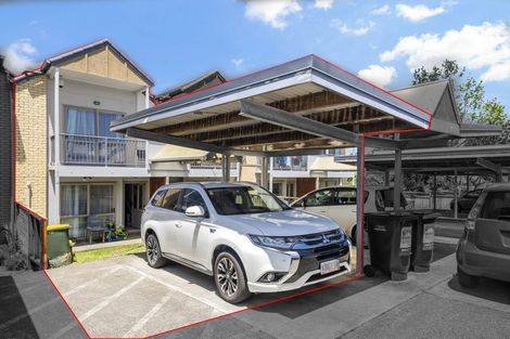 Photo of property in 18/94 Glengarry Road, Glen Eden, Auckland, 0602