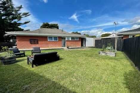 Photo of property in 2/551a Weymouth Road, Weymouth, Auckland, 2103