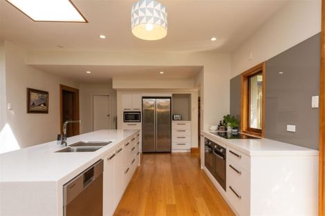 Photo of property in 152 Clyde Road, Burnside, Christchurch, 8053