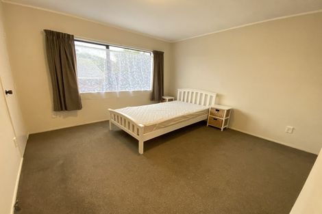 Photo of property in 2/717 East Coast Road, Browns Bay, Auckland, 0630