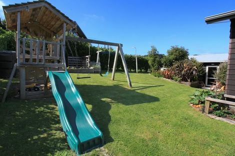 Photo of property in 6 Harakeke Place, Raglan, 3225