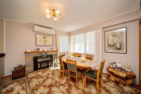 Photo of property in 9 Ropata Street, Hawera, 4610