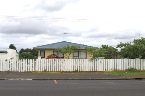 Photo of property in 17 Jolson Road, Mount Wellington, Auckland, 1062