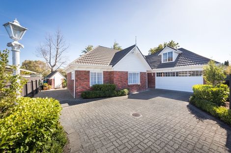 Photo of property in 6 Nicolas Lane, West End, Palmerston North, 4410