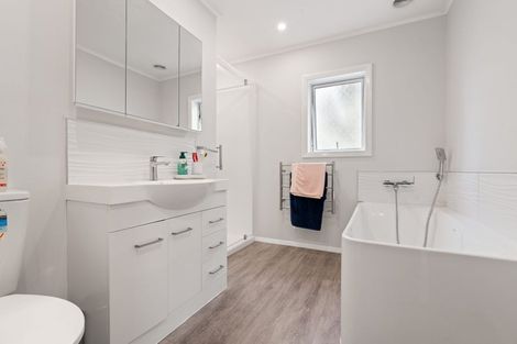 Photo of property in 111 South Road, Solway, Masterton, 5810