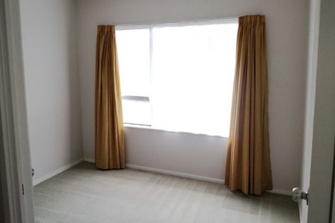 Photo of property in 33 Olena Avenue, Sunnyhills, Auckland, 2010