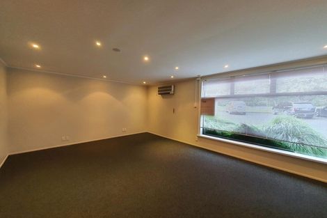 Photo of property in 15 Old North Road, Kumeu, 0892