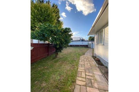 Photo of property in 6 Manapouri Place, Glenview, Hamilton, 3206