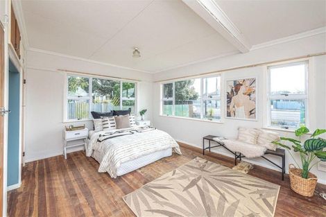 Photo of property in 205 Puriri Street, Castlecliff, Whanganui, 4501