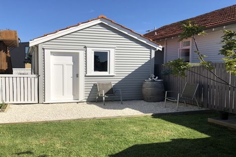 Photo of property in 1 Cochrane Road, Hobsonville, Auckland, 0616