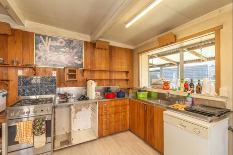 Photo of property in 40 Mako Mako Road, Levin, 5510