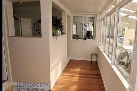Photo of property in 43 Eastglen Road, Glen Eden, Auckland, 0602