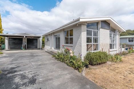 Photo of property in 21 Freyberg Street, Solway, Masterton, 5810