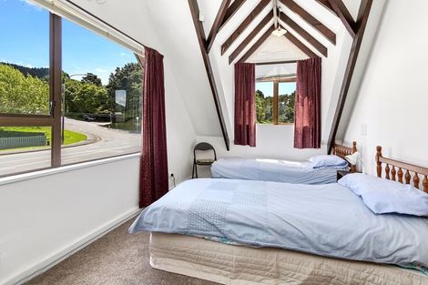 Photo of property in 1/268 Main Road, Tawa, Wellington, 5028