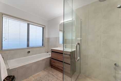 Photo of property in 21 Mandalay Key, Papamoa Beach, Papamoa, 3118