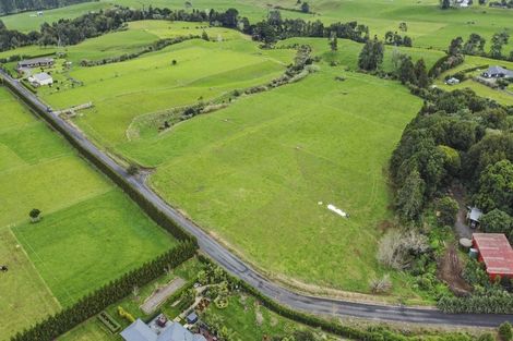 Photo of property in 412a Corbett Road, Lepperton, New Plymouth, 4373