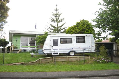 Photo of property in 35 Tairere Crescent, Rosehill, Papakura, 2113