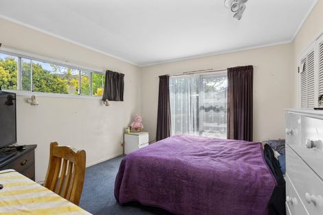 Photo of property in 4 Amorino Drive, Red Beach, 0932