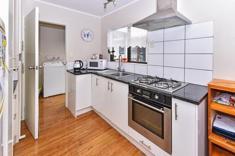Photo of property in 2/4 Martha Lane, Weymouth, Auckland, 2103