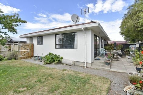 Photo of property in 2/90 Bayswater Crescent, Bromley, Christchurch, 8062