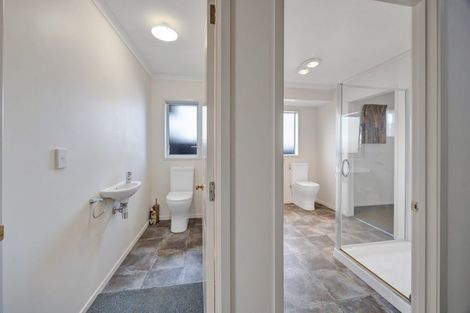 Photo of property in 40 Cutfield Street, Inglewood, 4330