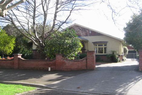 Photo of property in 17 Stanley Avenue, Palmerston North, 4414