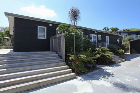Photo of property in 6 Harakeke Place, Raglan, 3225