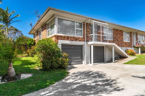 Photo of property in 3/3 Marsh Avenue, Forrest Hill, Auckland, 0620