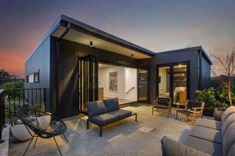 Photo of property in 1/2 Clayton Street, Saint Clair, Dunedin, 9012