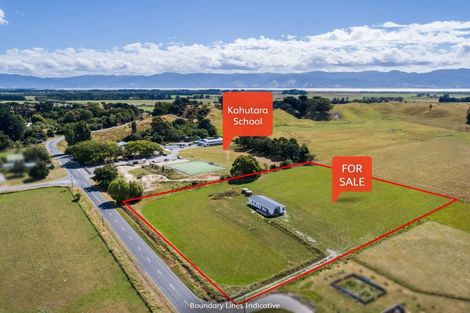 Photo of property in 968 Kahutara Road, Kahutara, Featherston, 5771