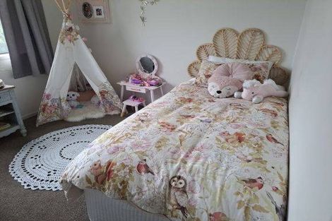 Photo of property in 49 Maylee Crescent, Gulf Harbour, Whangaparaoa, 0930