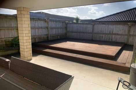 Photo of property in 96 Helenslee Road, Pokeno, 2472