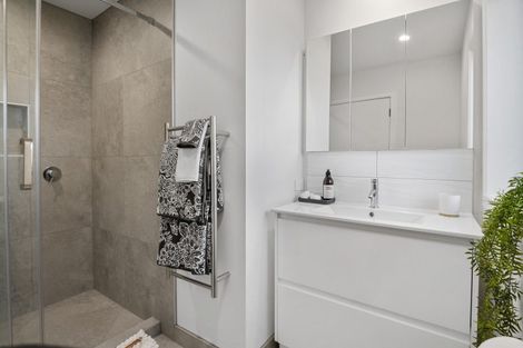 Photo of property in 29a Ngaiwi Street, Orakei, Auckland, 1071