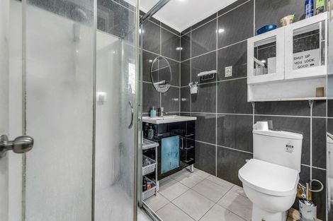 Photo of property in 2/55 Ennis Avenue, Pakuranga Heights, Auckland, 2010