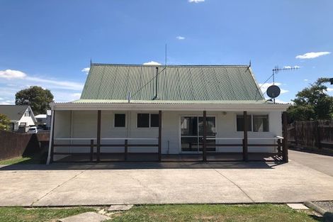 Photo of property in 50 Rhodes Drive, Kelvin Grove, Palmerston North, 4414