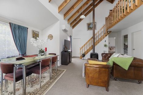 Photo of property in 25c Williams Street, Sunshine Bay, Queenstown, 9300