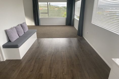 Photo of property in 8 Findhorn Place, Papakowhai, Porirua, 5024